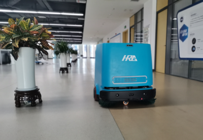 HRG合肥发布首台低速清洁一体机器人 环境科技领域的技术突破